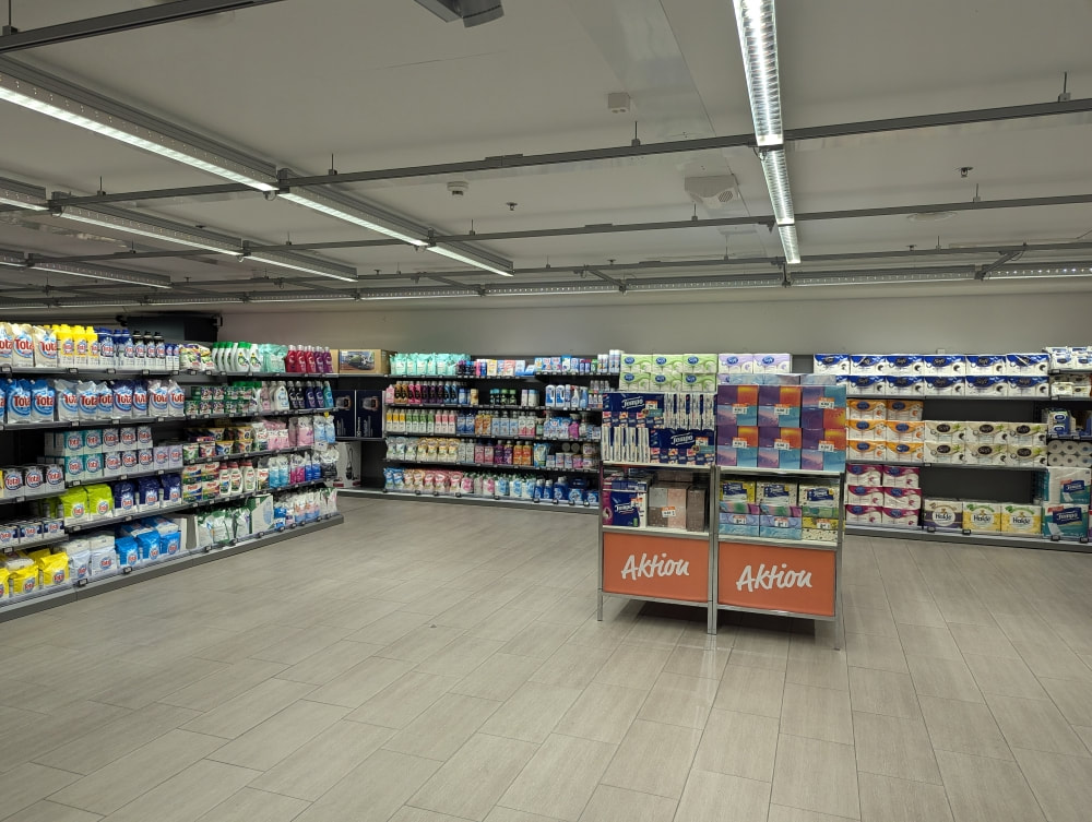 Sortimentsumstellung und Ladenbau Anpassung  im der Filiale Migros Schweizerhof  unsere Arbeiten waren Projektleitung und Fachbauleitung vor Ort